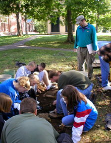 Students conduct excavations at Ashland; KAS, 2006