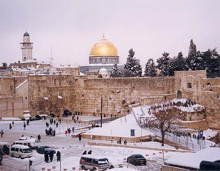 The Kotel/Al Aqsa in Snow 2008
