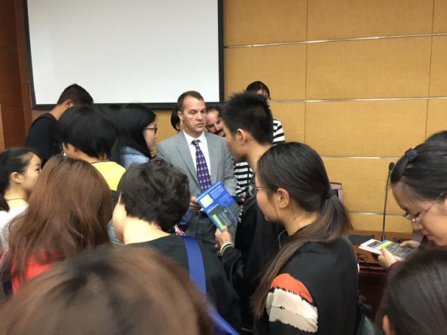 Jesse speaking with students at the Shanghai Institute of Technology.